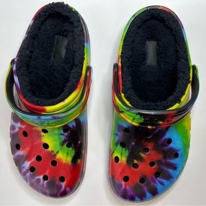 Furlined Tiedye Crocs W/8 M/6